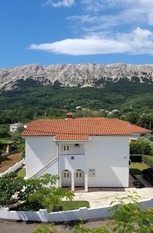 Apartments Benkovic Baška Eksteriør bilde